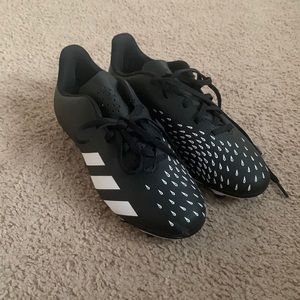 Boys Adidas Predator Freak .4 Soccer Cleats